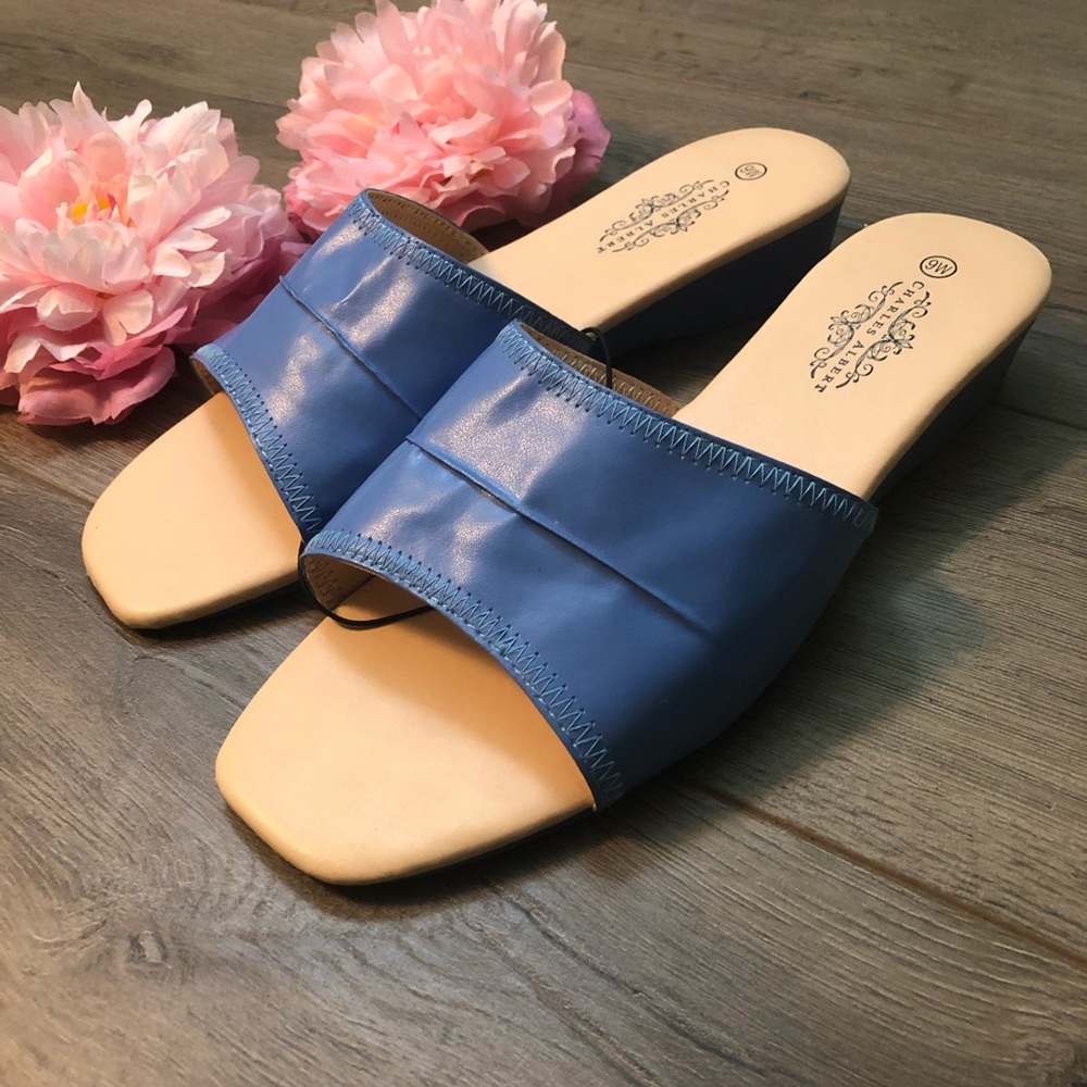 ☀️Charles Albert Vegan Leather Low Wedge Slides 9W